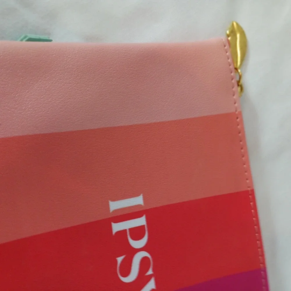 Ipsy‎ Lot of 3 Cosmetic Makeup Bags Multicolor Zip Pouches with Zipper Closure